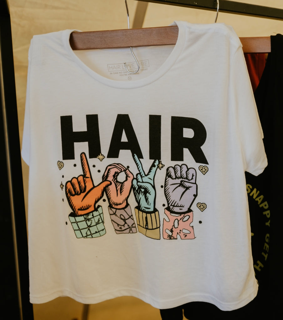 Hair Love hands cropped tee